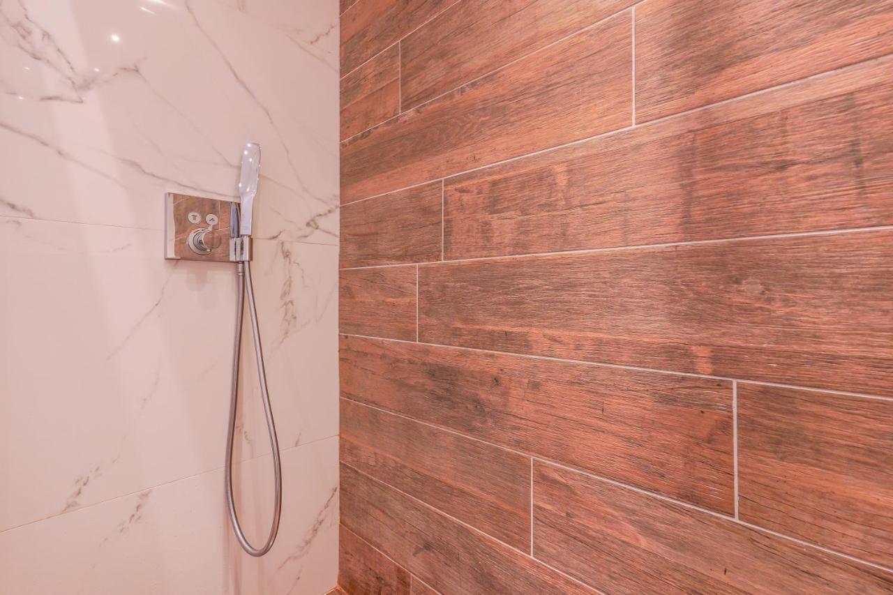 ボローニャ Attico Di Via D'Azeglio Bed & Breakfast エクステリア 写真