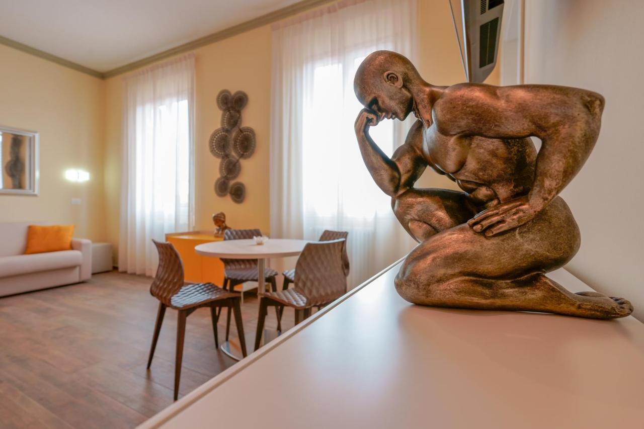 ボローニャ Attico Di Via D'Azeglio Bed & Breakfast エクステリア 写真