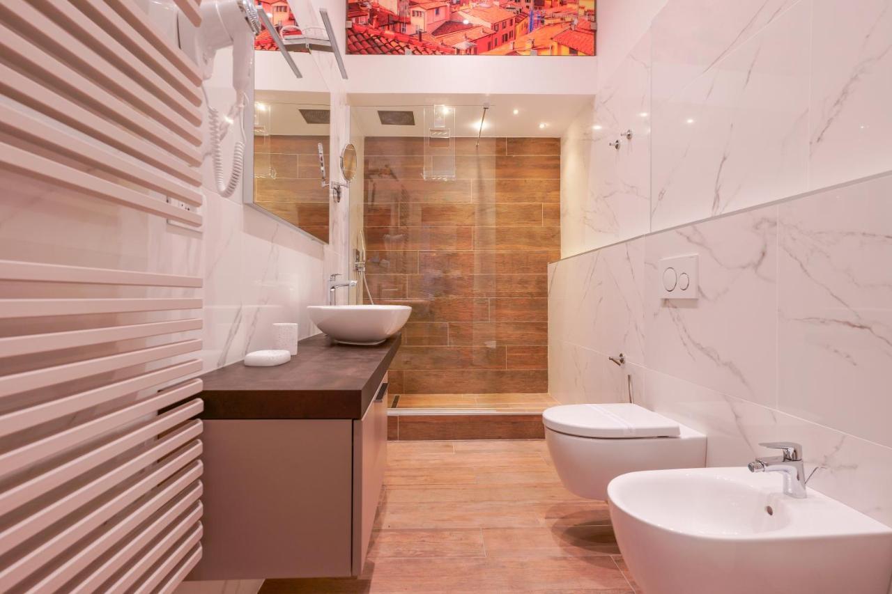 ボローニャ Attico Di Via D'Azeglio Bed & Breakfast エクステリア 写真